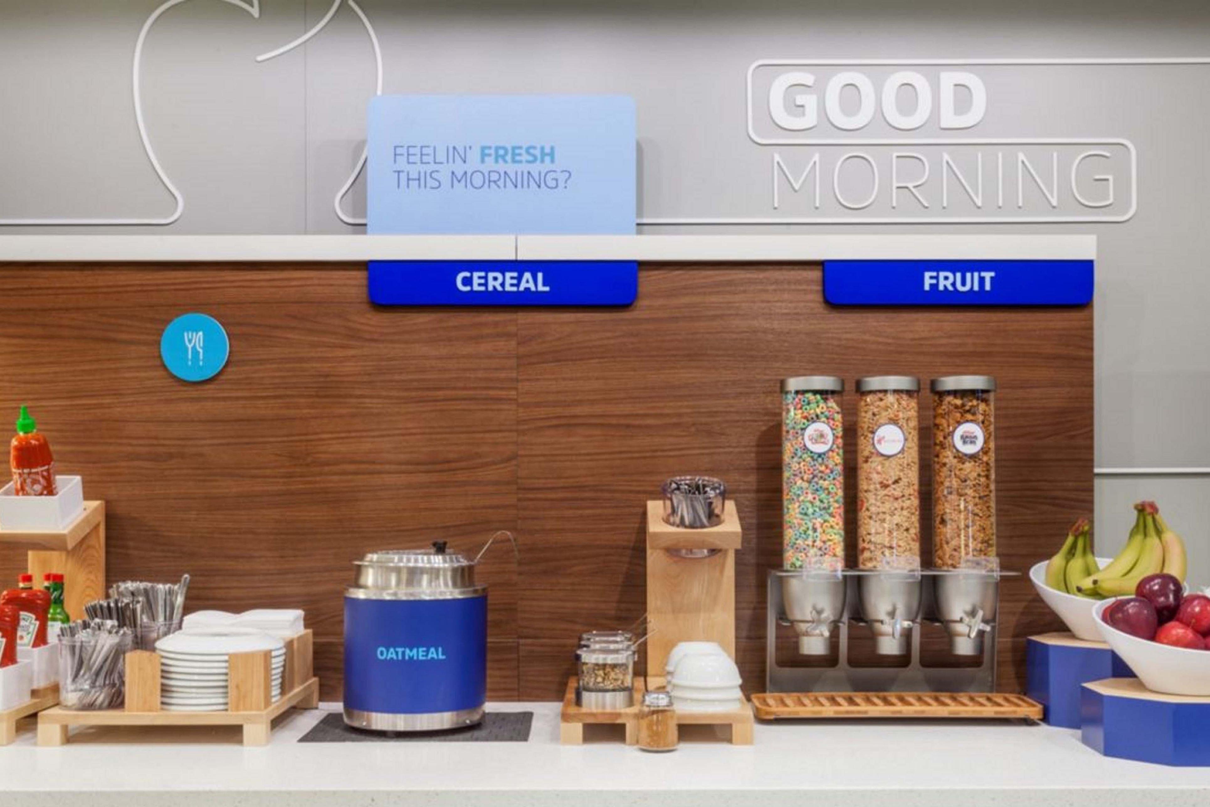 Holiday Inn Express & Suites Pasadena - Los Angeles By Ihg Exteriör bild