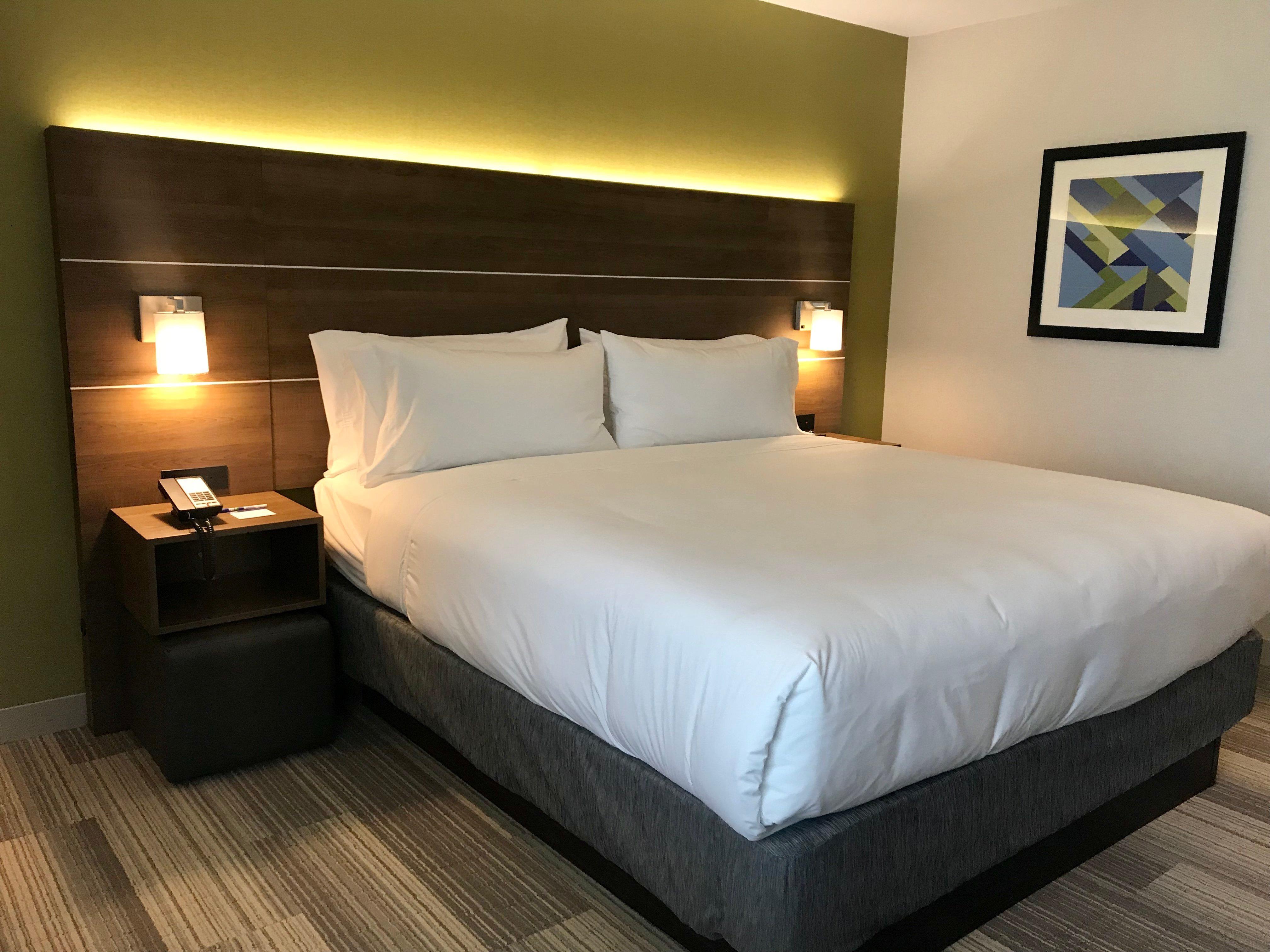 Holiday Inn Express & Suites Pasadena - Los Angeles By Ihg Exteriör bild
