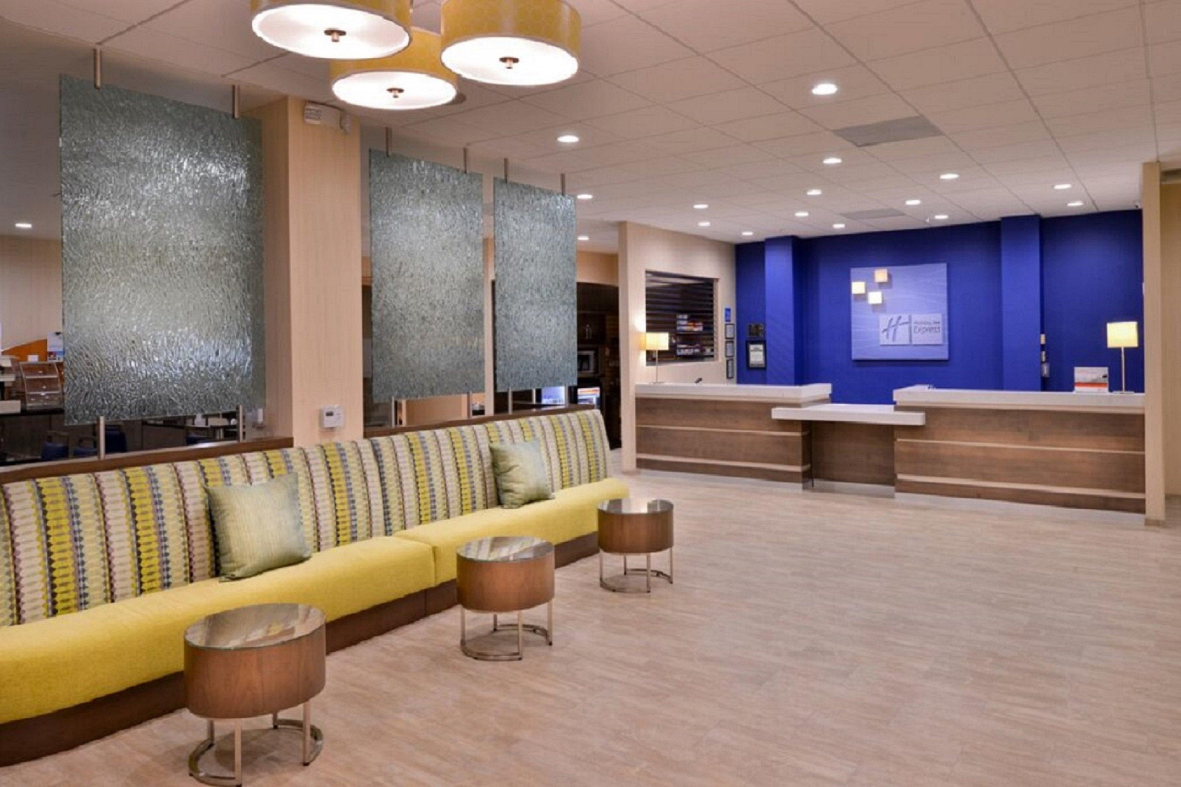 Holiday Inn Express & Suites Pasadena - Los Angeles By Ihg Exteriör bild