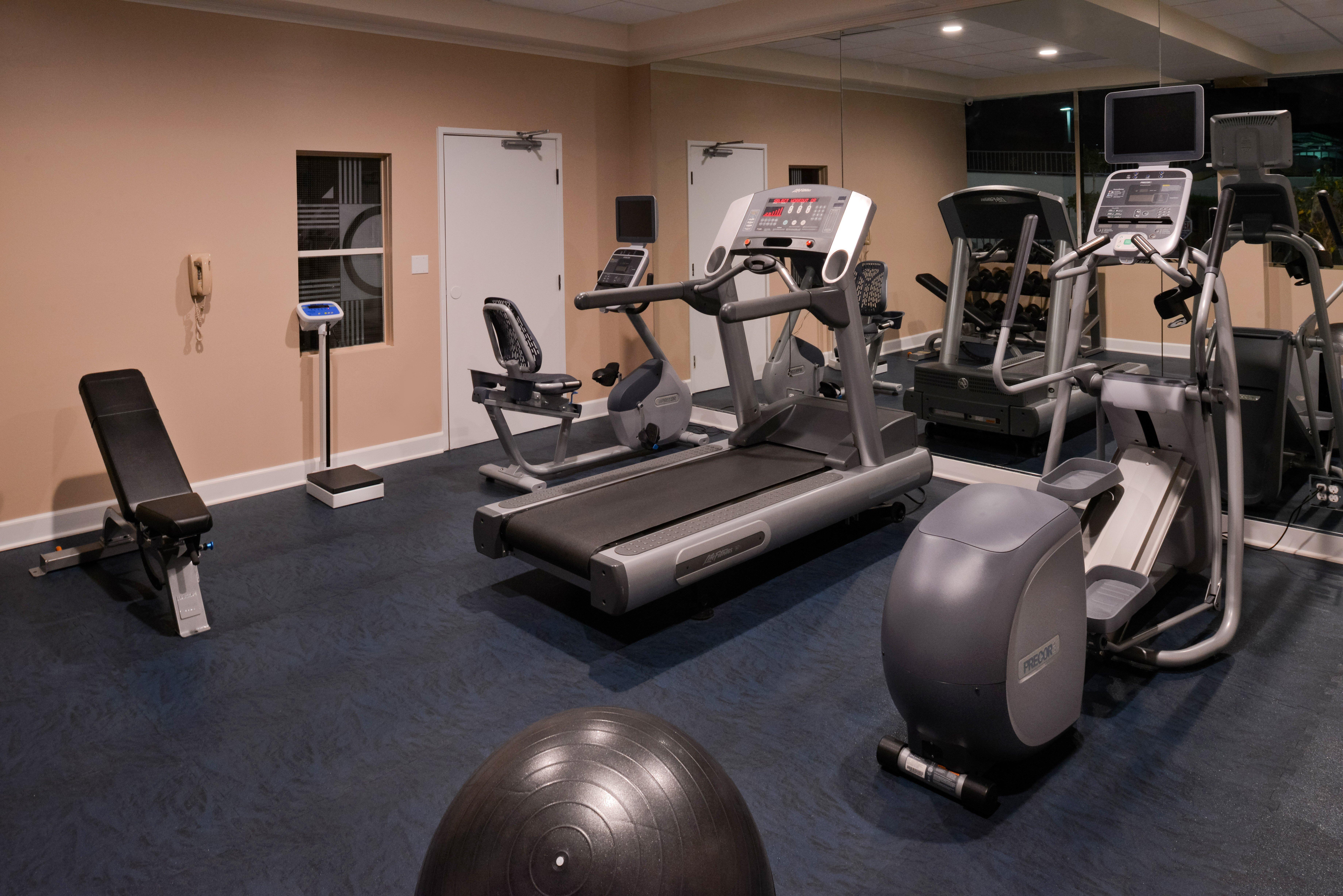 Holiday Inn Express & Suites Pasadena - Los Angeles By Ihg Exteriör bild