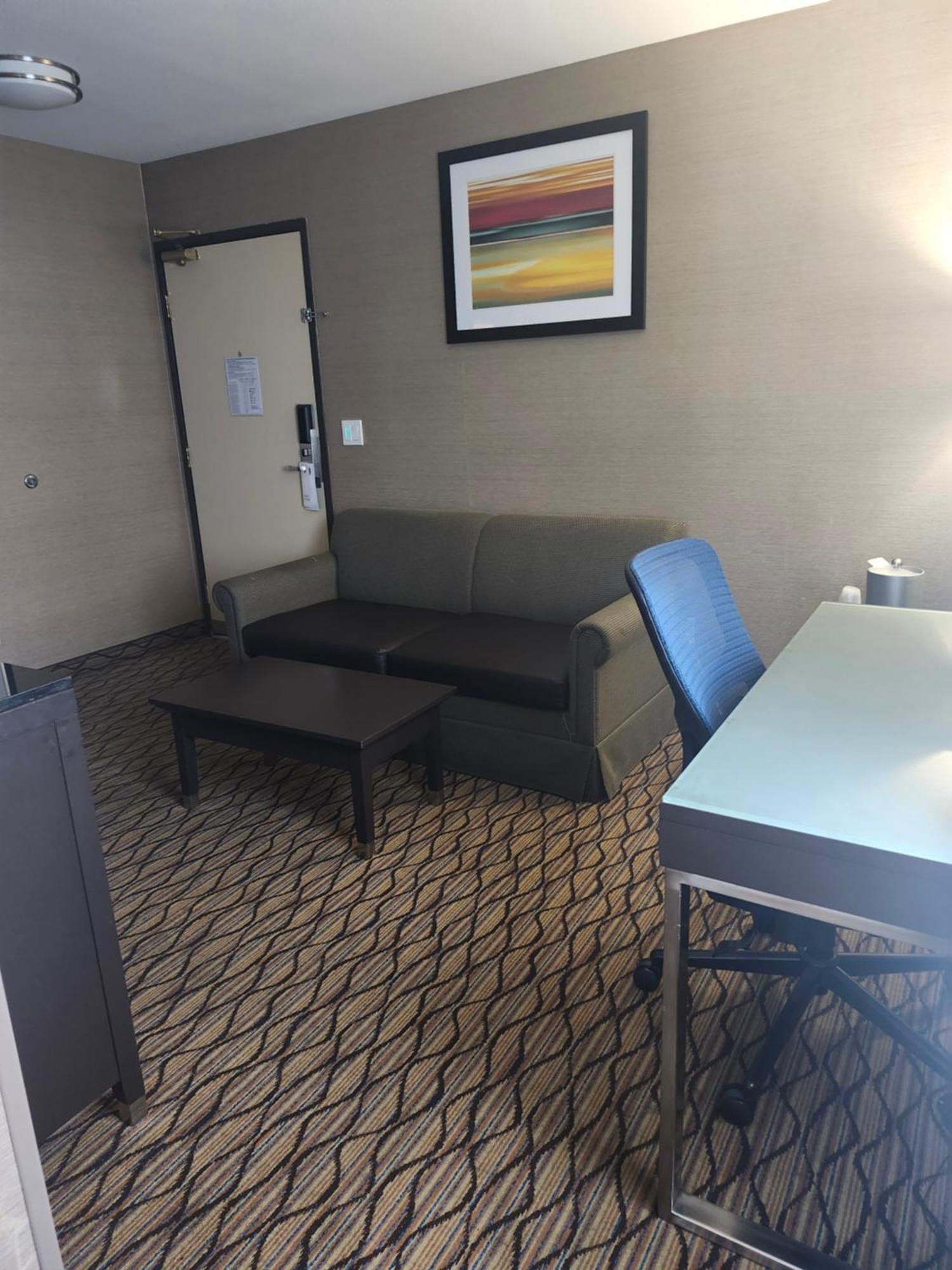 Holiday Inn Express & Suites Pasadena - Los Angeles By Ihg Exteriör bild